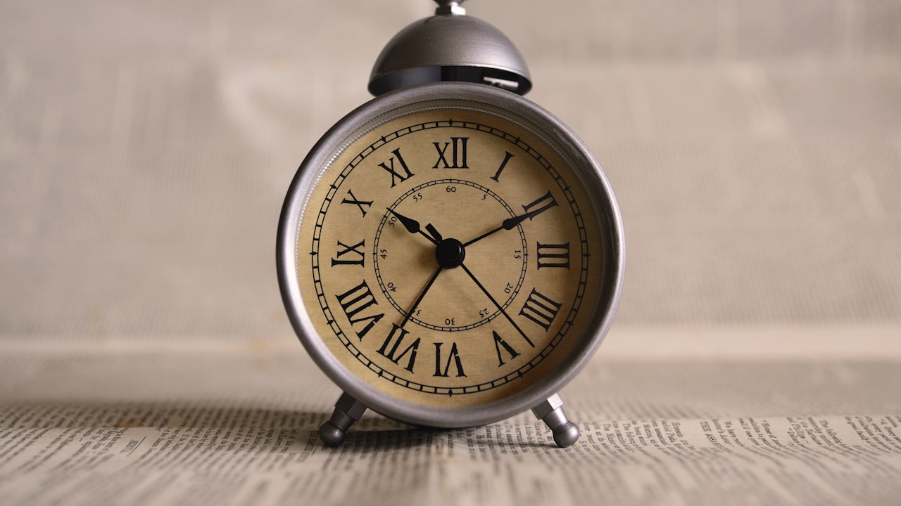 What is a kitchen or egg timer?