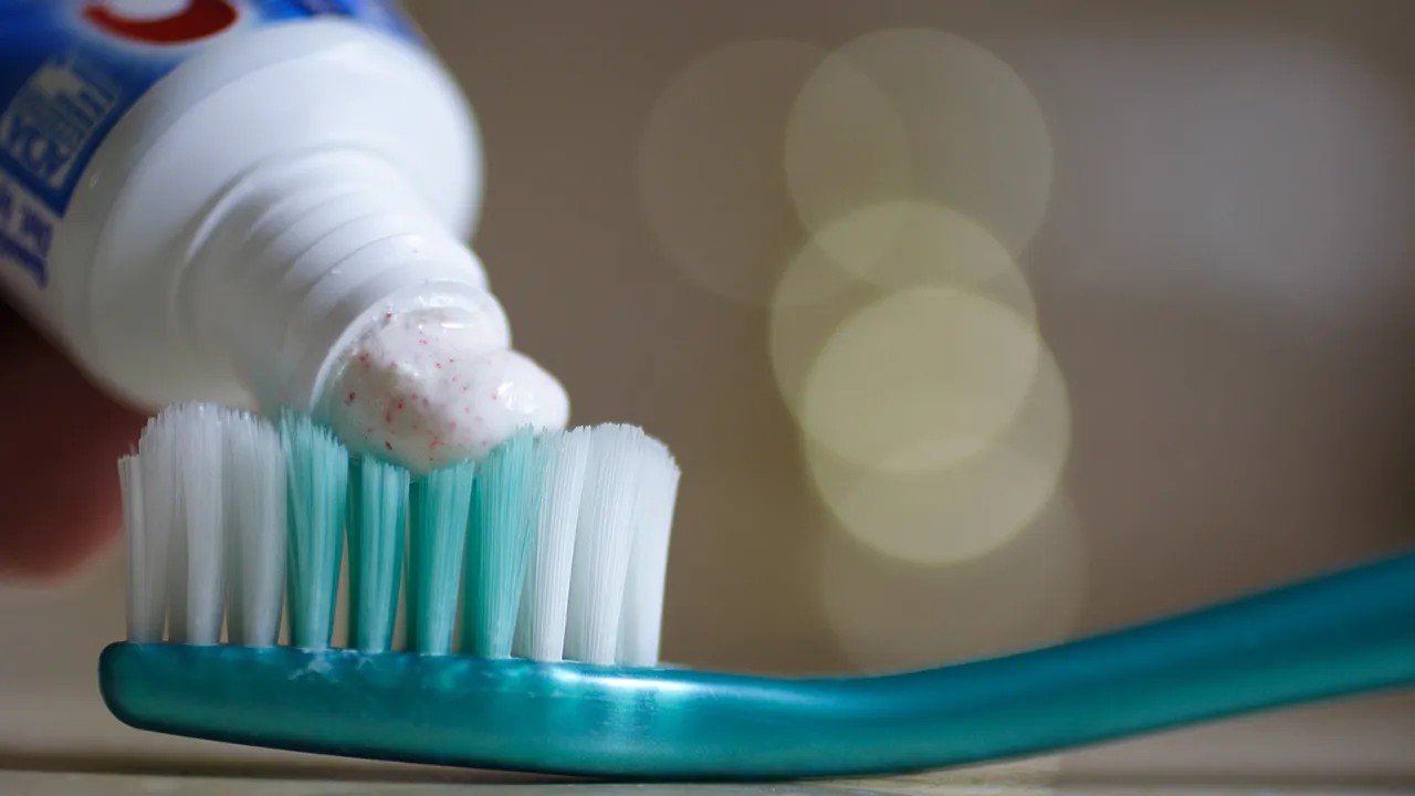 How Cinoll Makes Toothpaste Manufacturing Easy for US Businesses